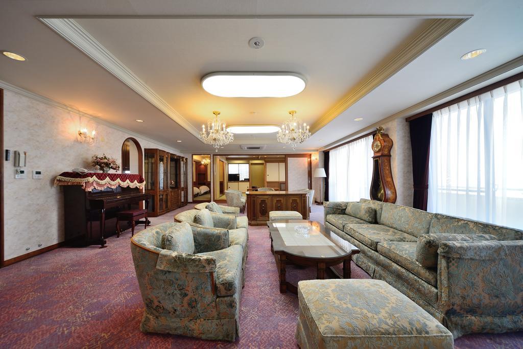 אטאמי Hotel Showa Club מראה חיצוני תמונה